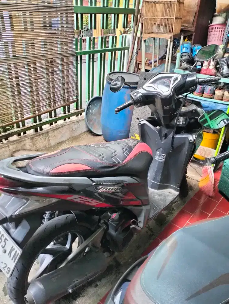 Bismillah Jual motor Vario 2014