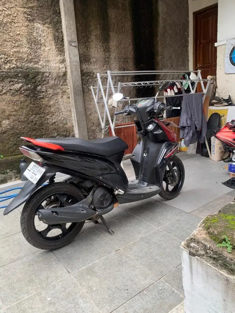 Mio gt 2014 merah hitam