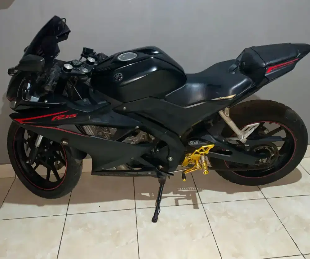 Jual butuh Motor R15