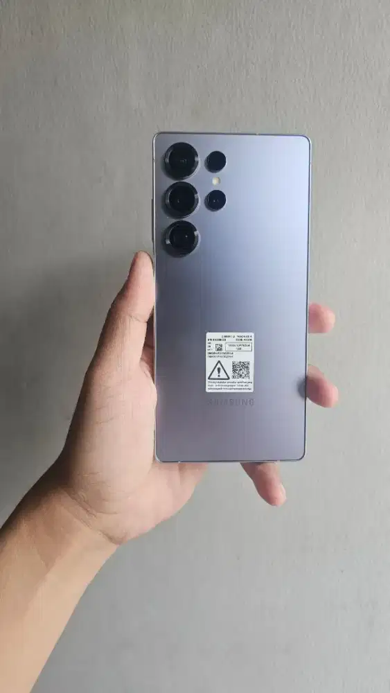 Samsung s25 ultra 512gb sein like new