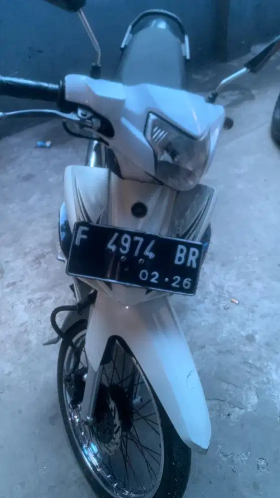 Dijual YAMAHA VEGA ZR PUTIH 2010