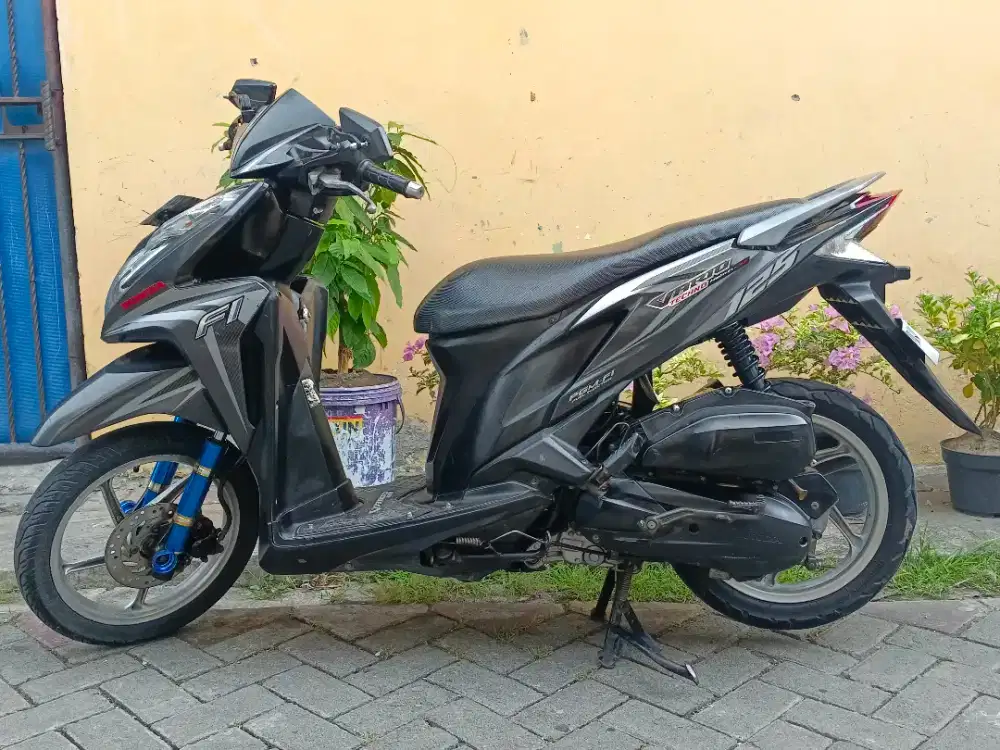 Vario 125 kzr surat lengkap hidup mulus jozz siap pkai