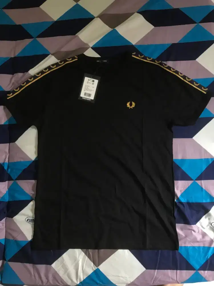 Kaos Fred Perry