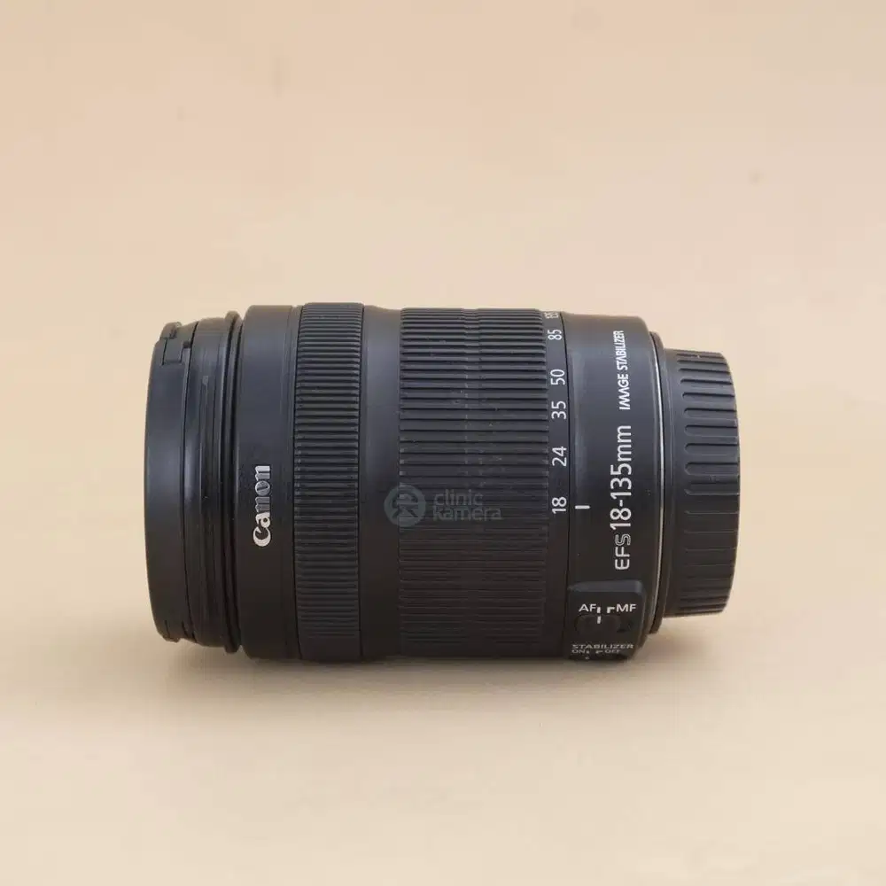 Canon EF-S 18-135mm IS STM