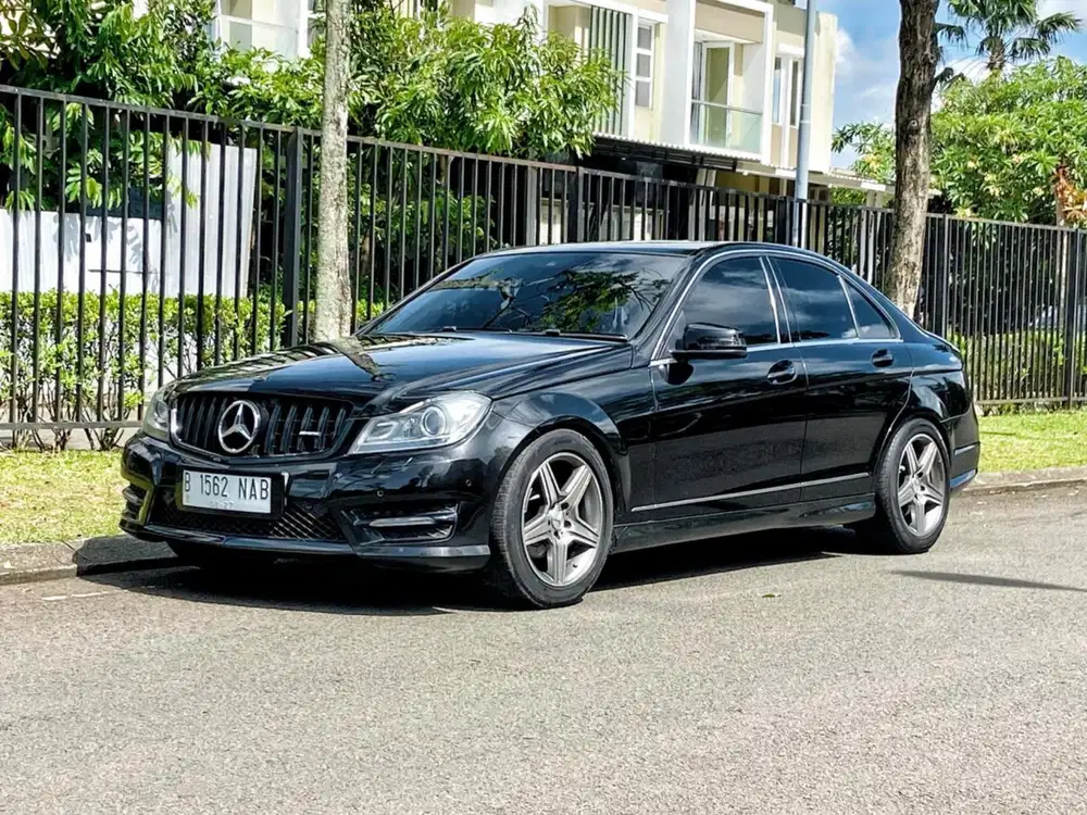 MERCY C250 1.8 CGI AMG AVANGARDE AT BENSIN 2013 WARNA HITAM GRESS