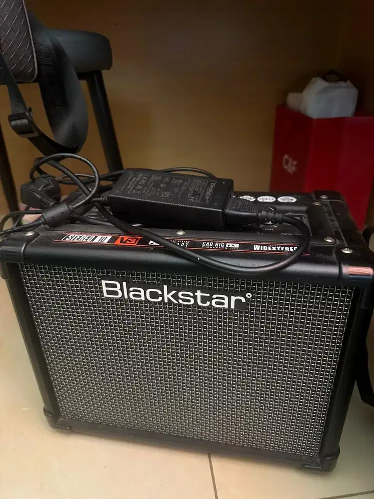 BLACKSTAR IDCORE 10 V3 AMPLIFIER