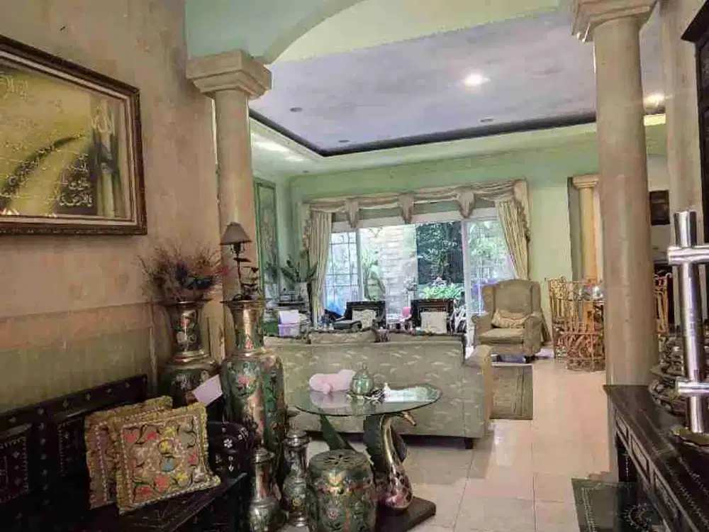 Dijual Rumah 2lt Raffles Hills Cibubur