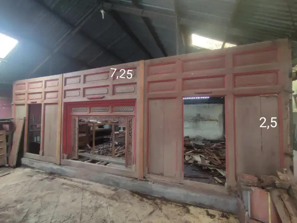 Petaringan kayu jati warna merah