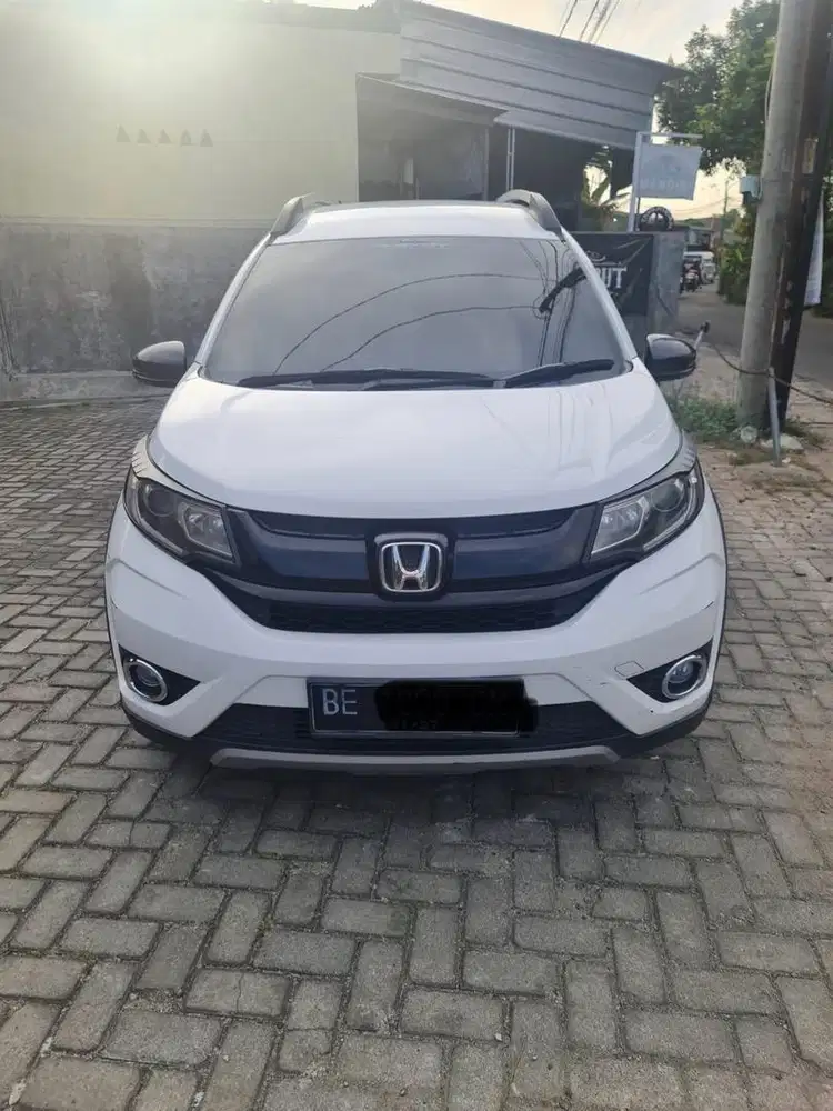Honda BRV 1.5 E CVT CKD
