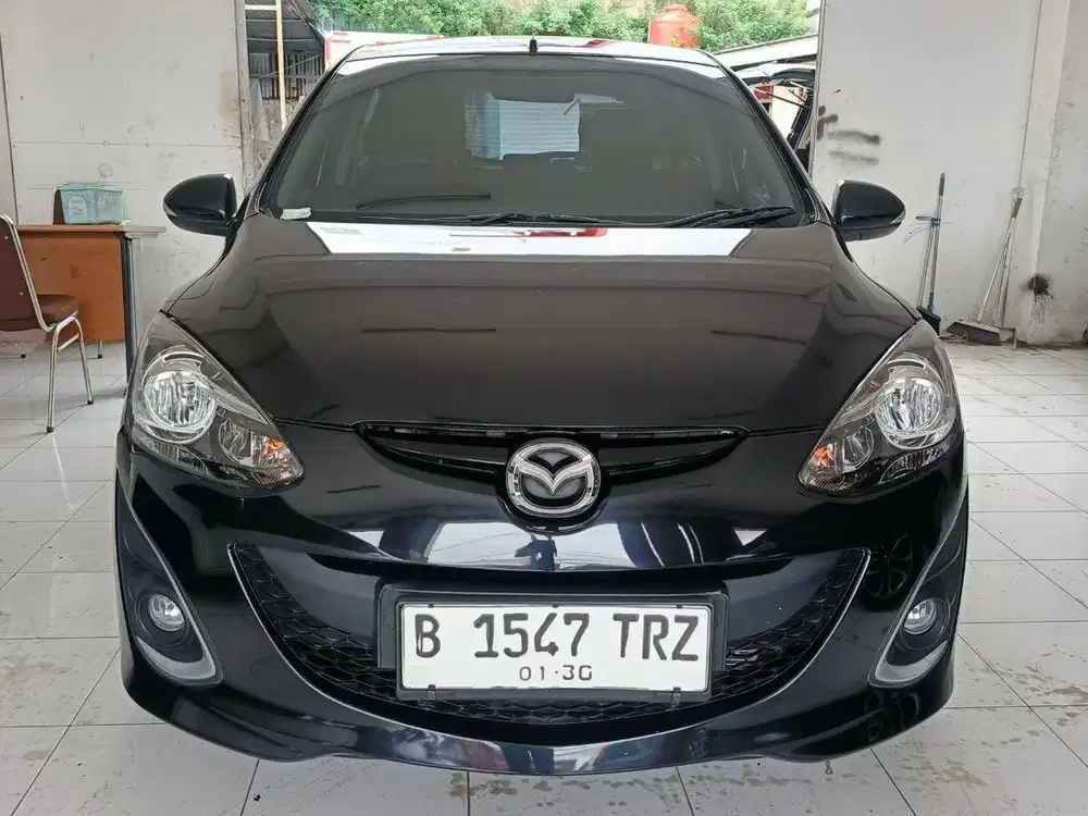 Mazda 2 manual Tahun 2013