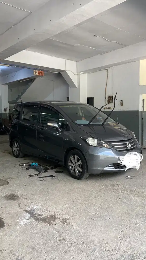 Honda Freed 2010 Bensin