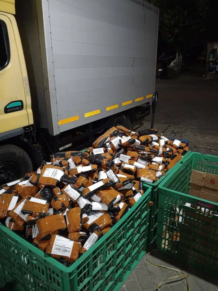 DIBUTUHKAN 7 ORANG TENAGA KERJA BAGIAN PACKER