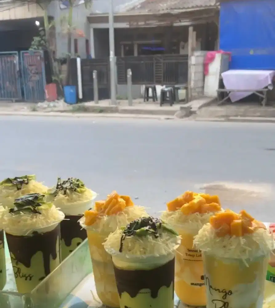 Dibutuhkan karyawati untuk jaga stand jua di area
jurumudi baru