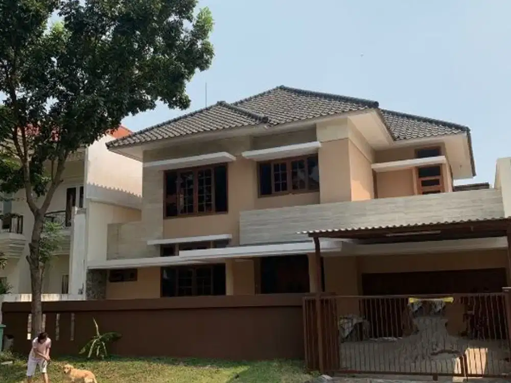Kawasan Elit Rumah Graha Family 2 Lantai Blok B Dekat Citraland Pakuwon Ptc