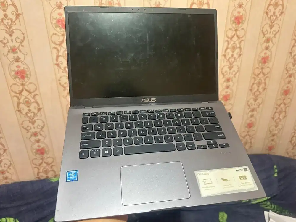 Jual laptop Asus A409M Ram 4 GB, 128 GB kondisi normal dan mulus