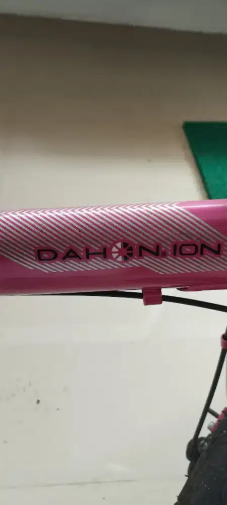Sepeda lipat dahon ion