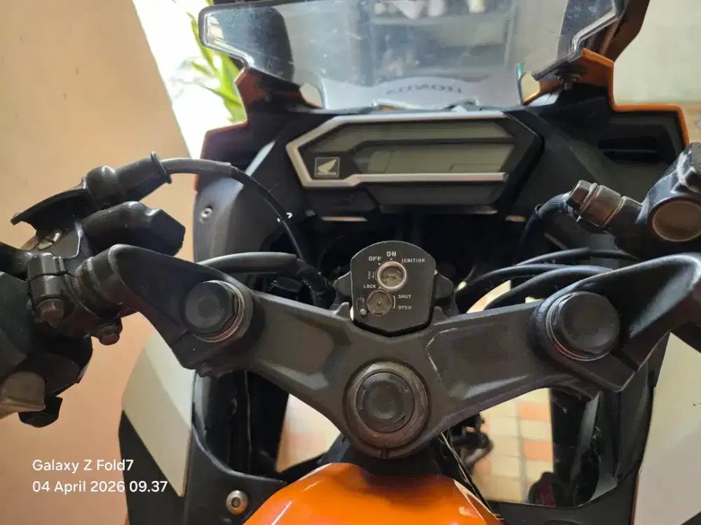 New CBR 150R Lighting