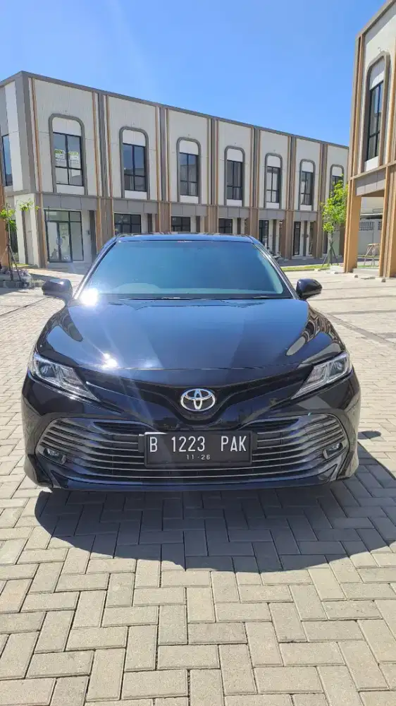 CAMRY V 2.5 A/T Good Condition