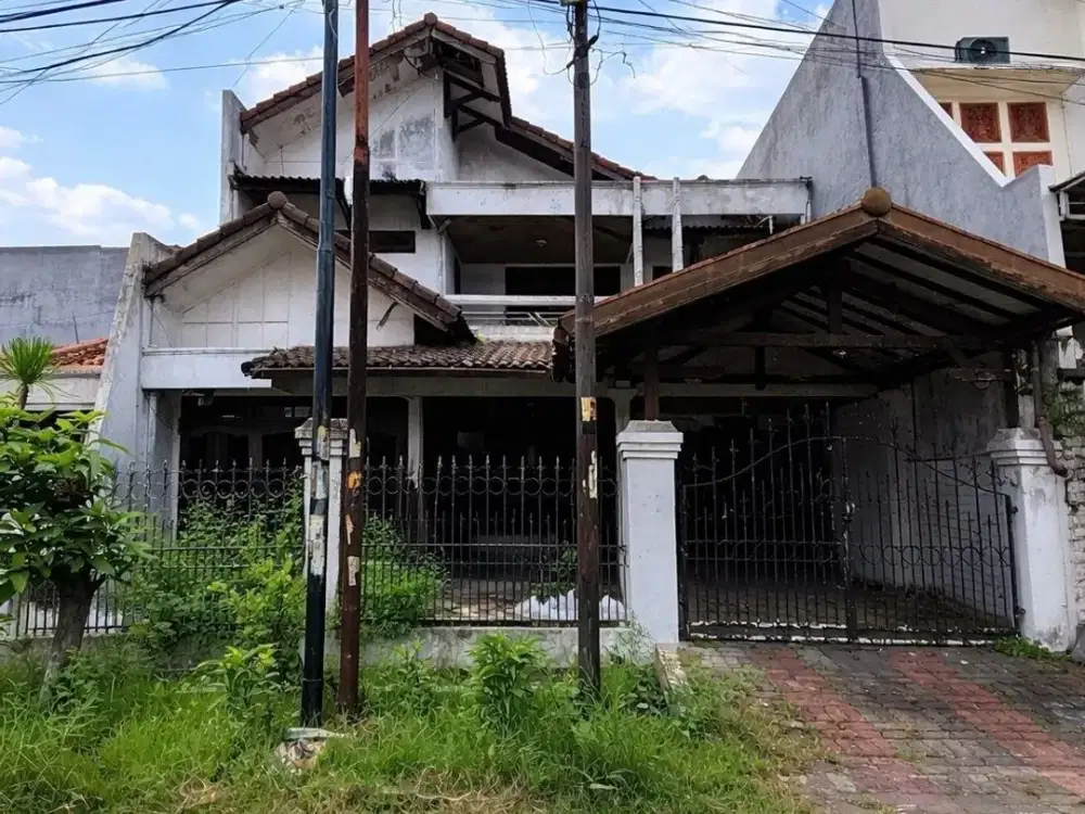 Rumah Tenggilis Utara STRATEGIS, ROW JALAN 2.5 MOBIL