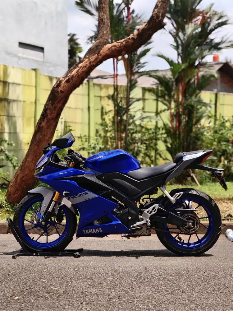 YAMAHA YZF R15 V3 2021 BIRU KM 8K PAJAK PANJANG SIAP GASPOL