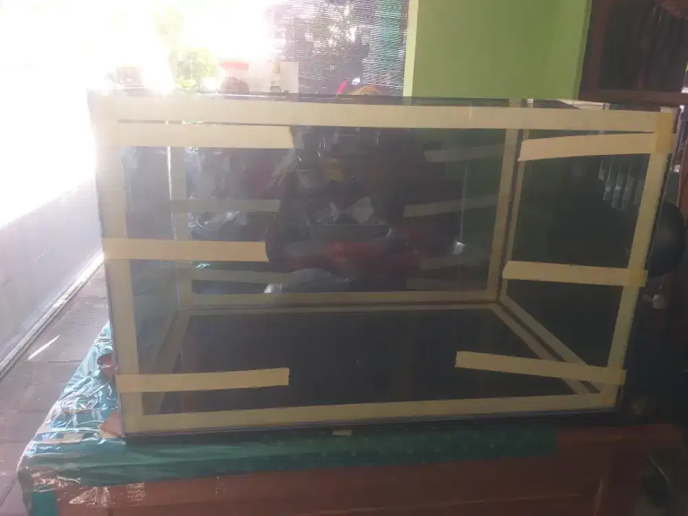 Aquarium baru rakit ngak jadi pakai,kaca 5mm