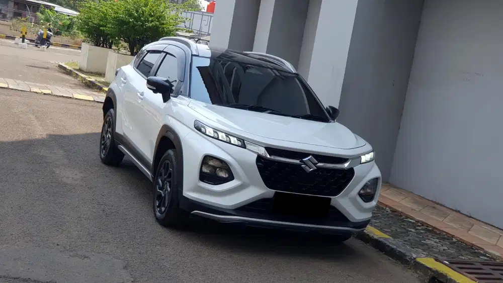 [ ANTIK LOW KM ] Suzuki Fronx SGX 1.5 Hybrid Two Tone AT 2025/2026