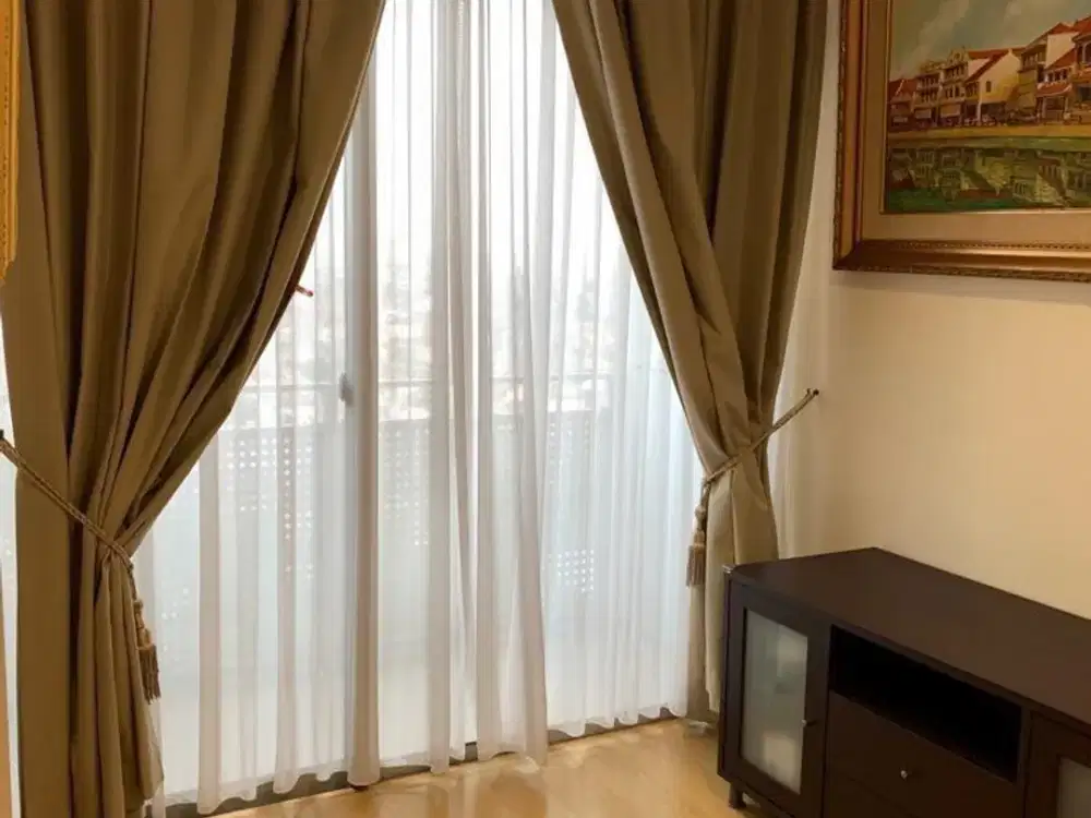 Apartemen Full Furnish The Summit Kelapa Gading hadap kolam renang