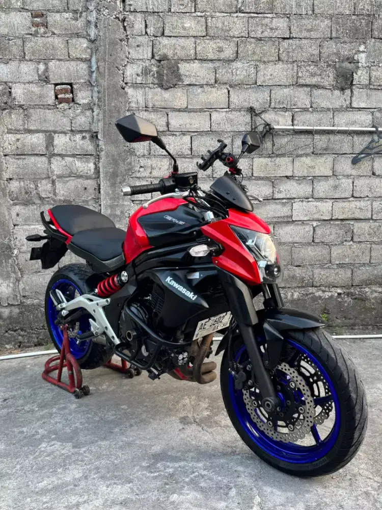 Kawasaki ER6N 2012