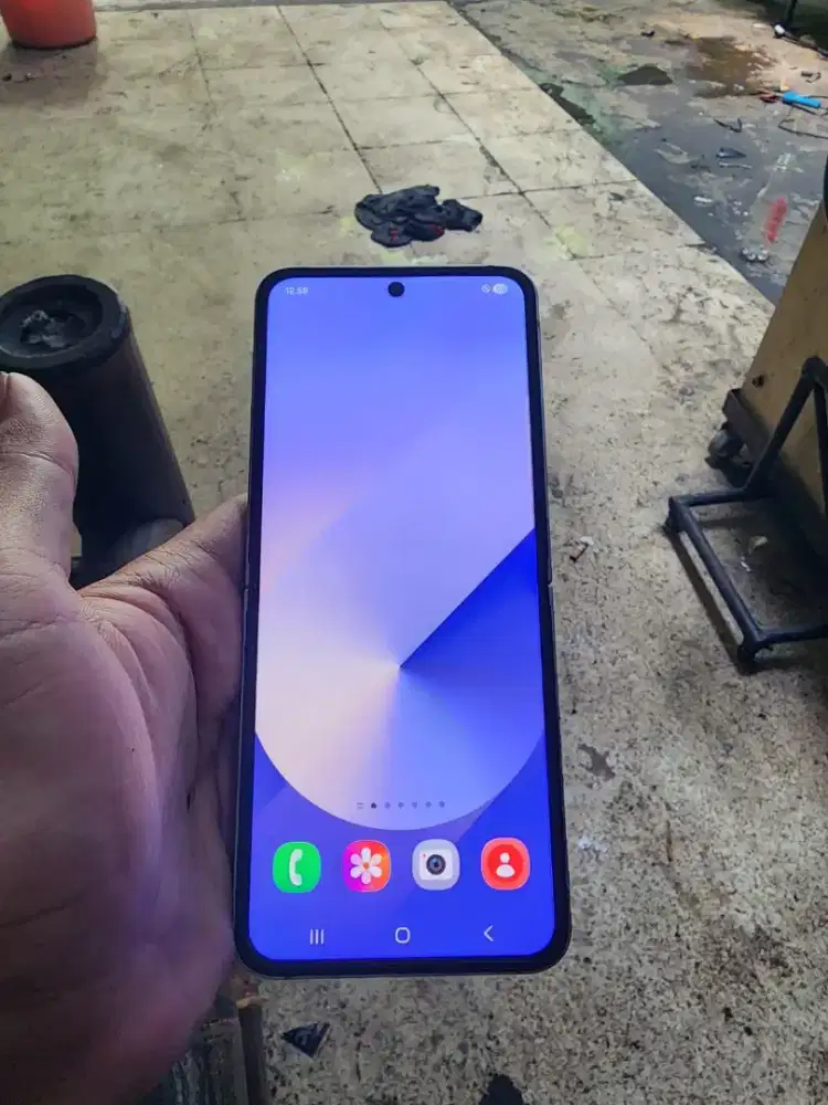 Samsung z 6 flip ram 12/256