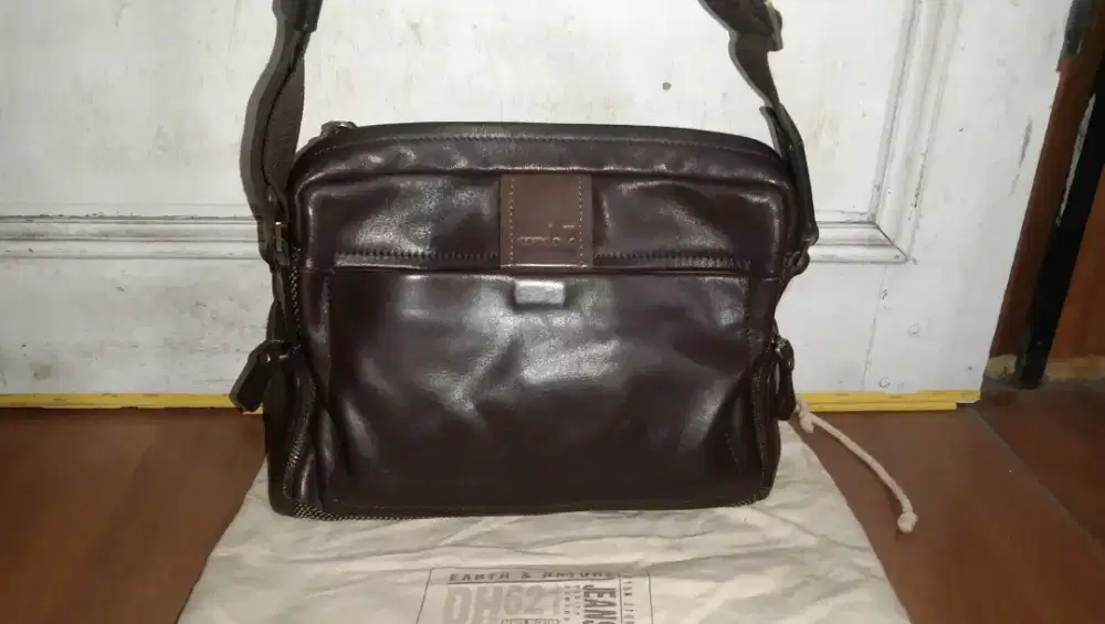 Tas Slempang merk Condotti