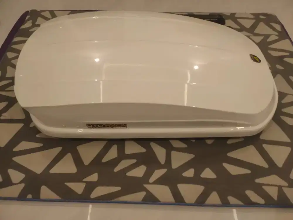 Roofbox dan Crossbar Otorack