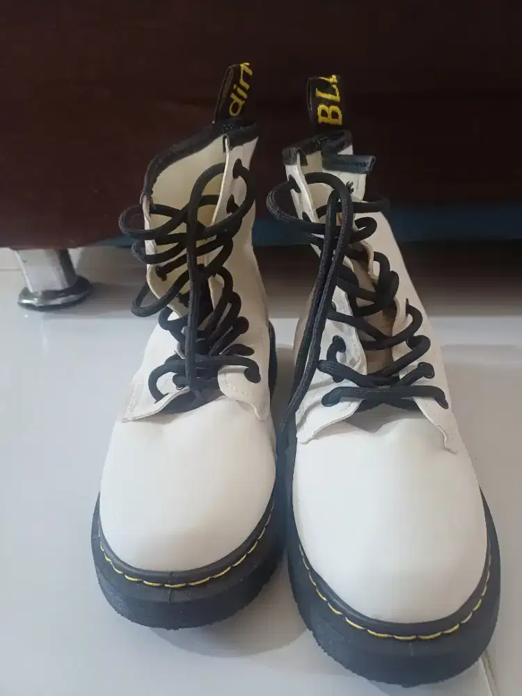 Sepatu half booth putih Pinkey LIKE NEW