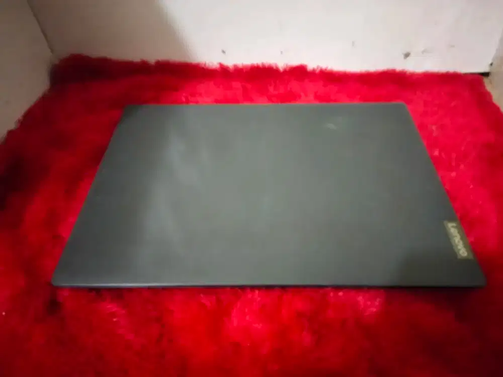 Lenovo V14/AMD athlon gold 3150u/ram8gb/ssd 256gb kencang/14in