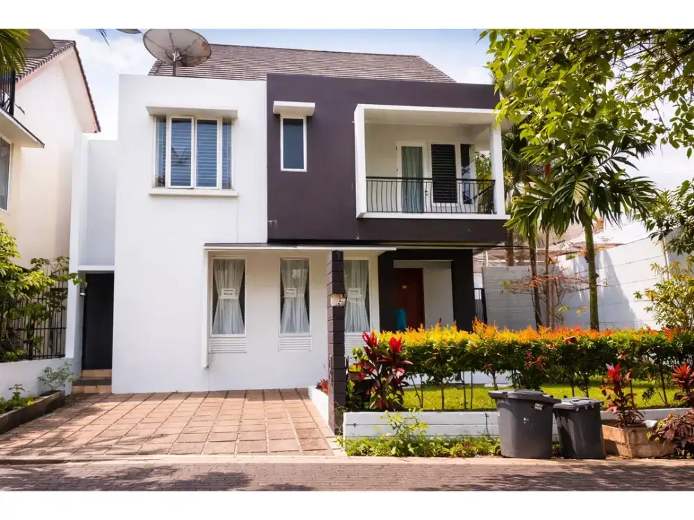 DIJUAL RUMAH MEWAH 2 LANTAI HARGA NEGO DI LA VANOISE SENTUL CITY SSR1022