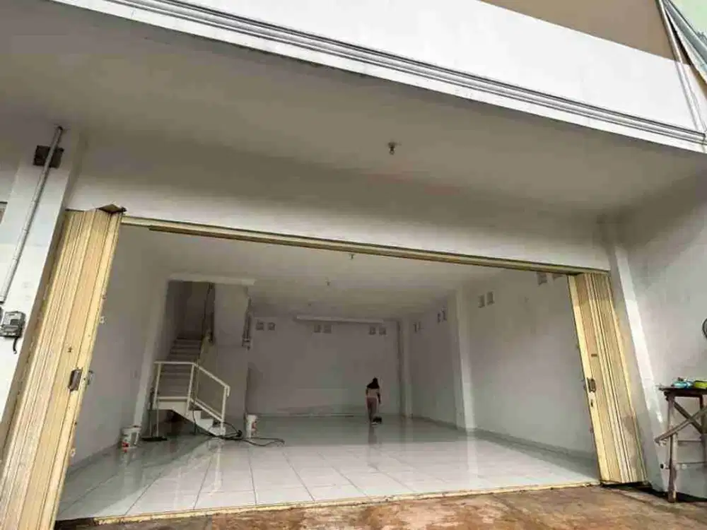 Disewakan Ruko Strategis Siap Huni di Ciledug