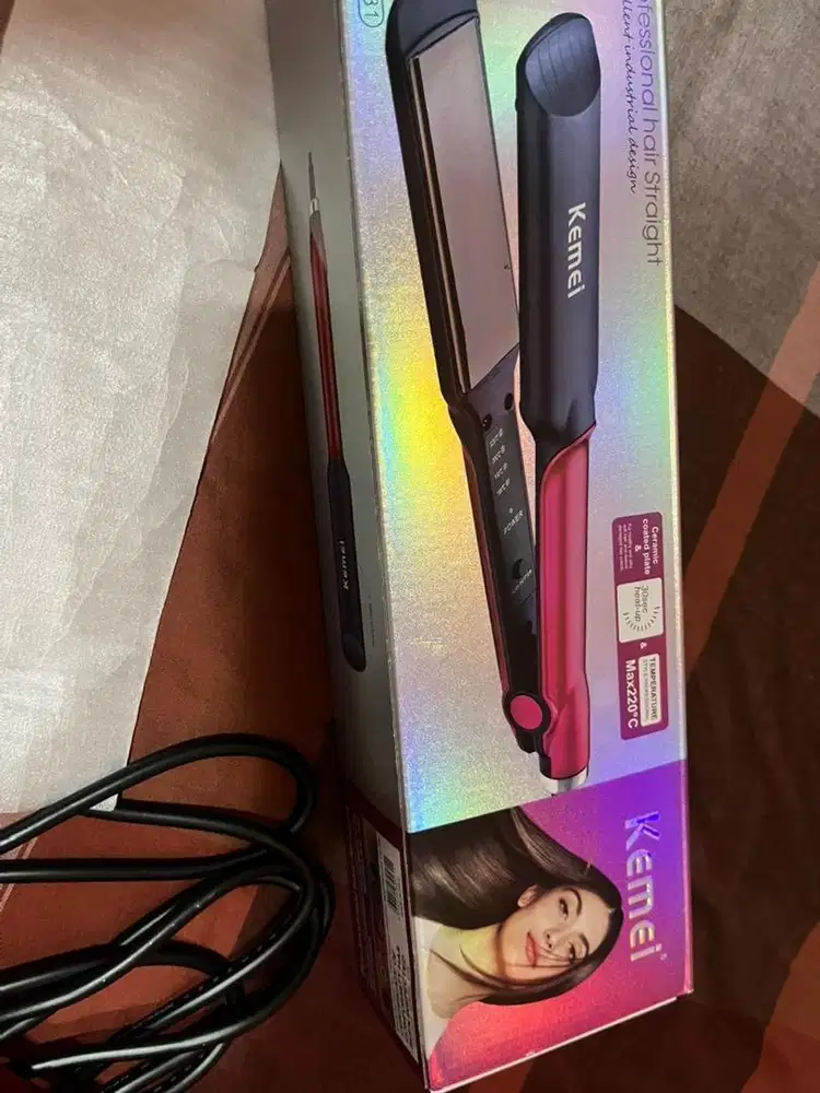 Catokan Rambut Kemei Professional Hair Straightener – Like New