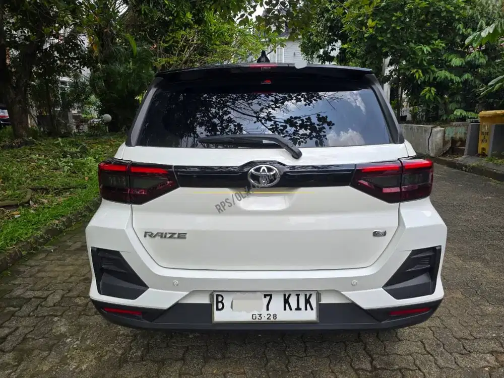 Toyota Raize 2023 1.0 G Turbo A/T White - Two Tone [Istimewa]