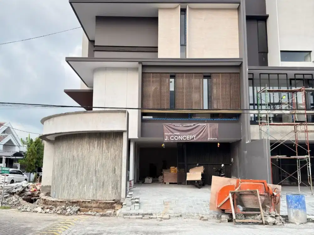 Premium Rumah Gress Minimalis 3 Lt Manyar Jalan Utama