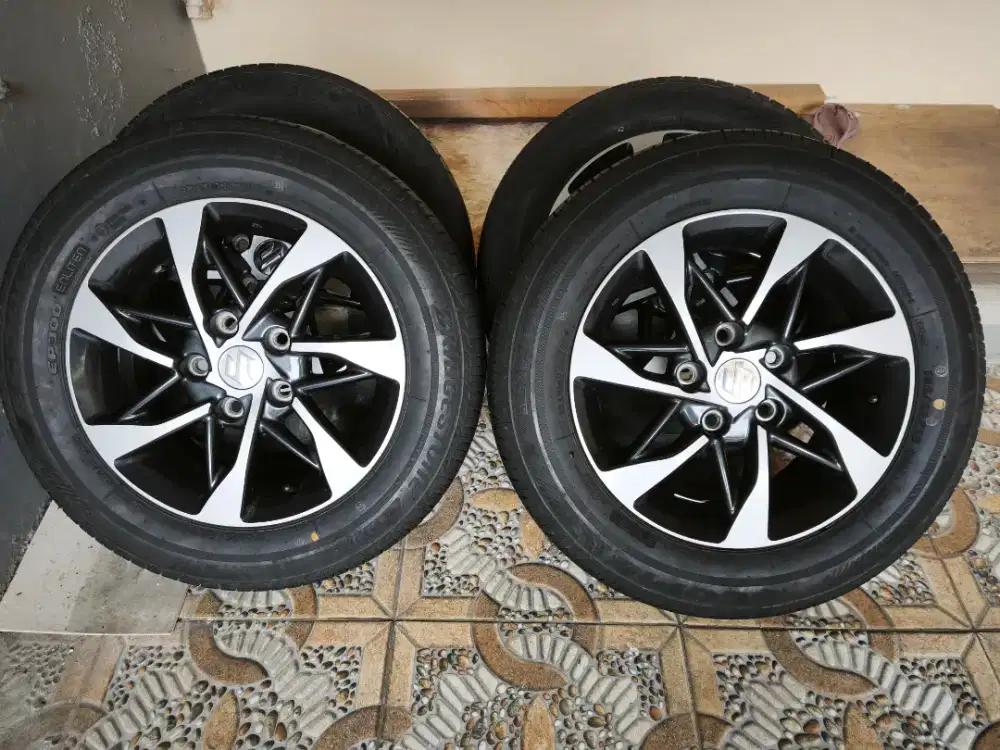 Dijual velg plus ban Ertiga sporty 1set(4pcs)