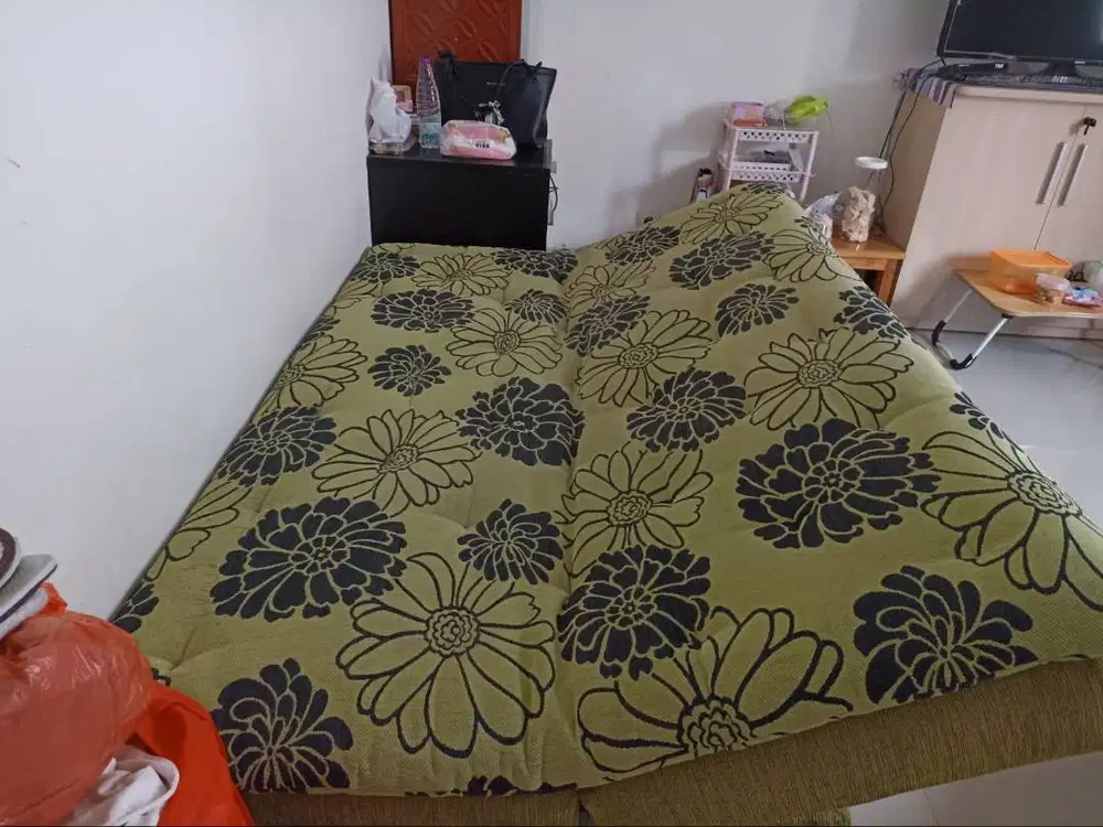 Sofa Kasur Lipat / Sofa Bed Motif Bunga