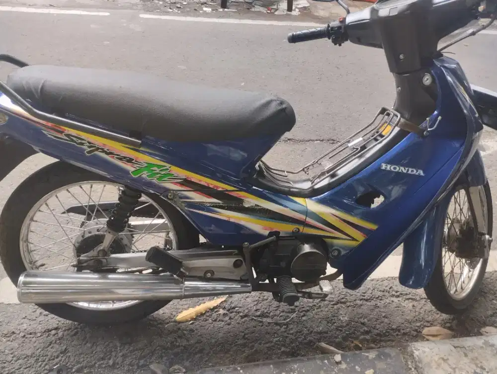 Honda Supra fit tahun 2005