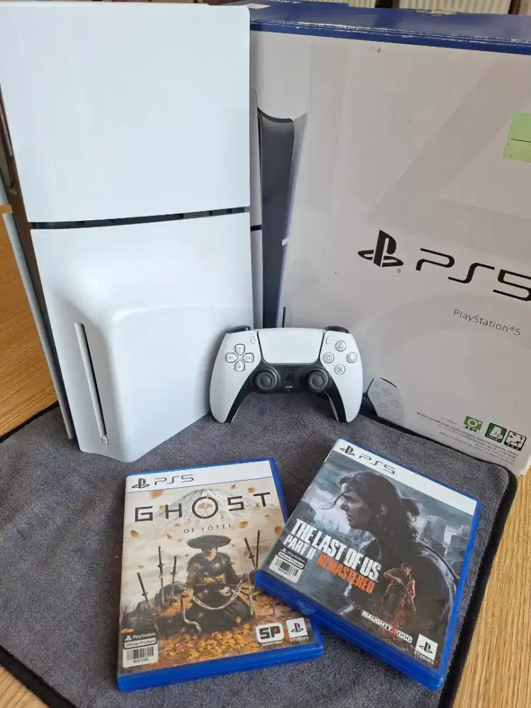 PS5 SLIM DISC RESMI INDONESIA