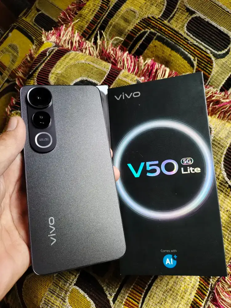 Vivo V50 Lite 5G 8/256gb istimewa seperti baru (1 bln pakai)