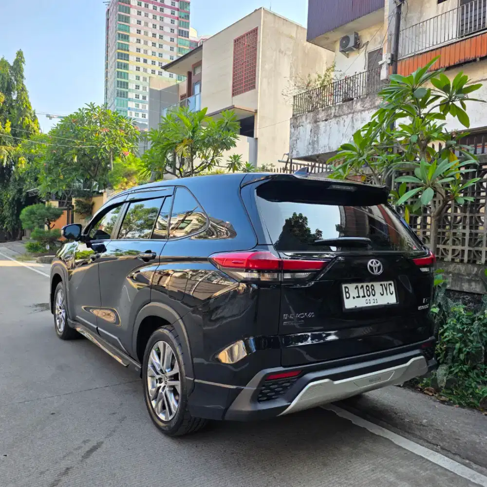 KM 10 RB. Bener2 Ky Baru aja. Tyt Innova ZENIX Q HYBRID MODELISTA 2025