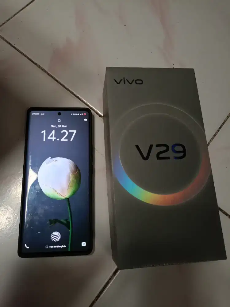 Vivo V29 ram 12Gb Rom 512gb