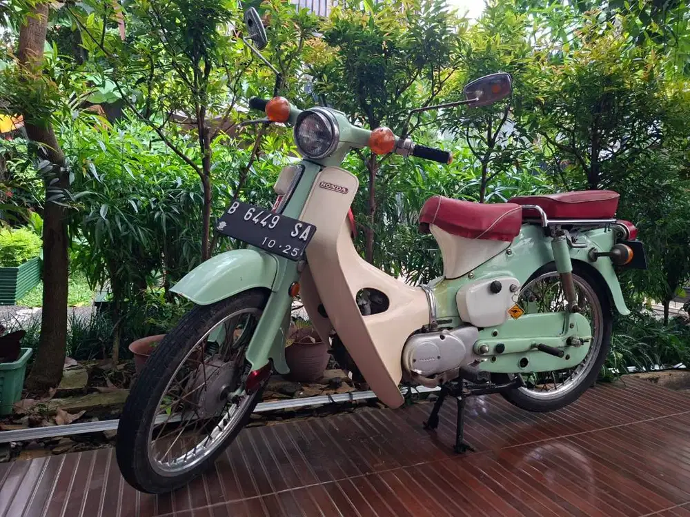 Honda C50 Pispot