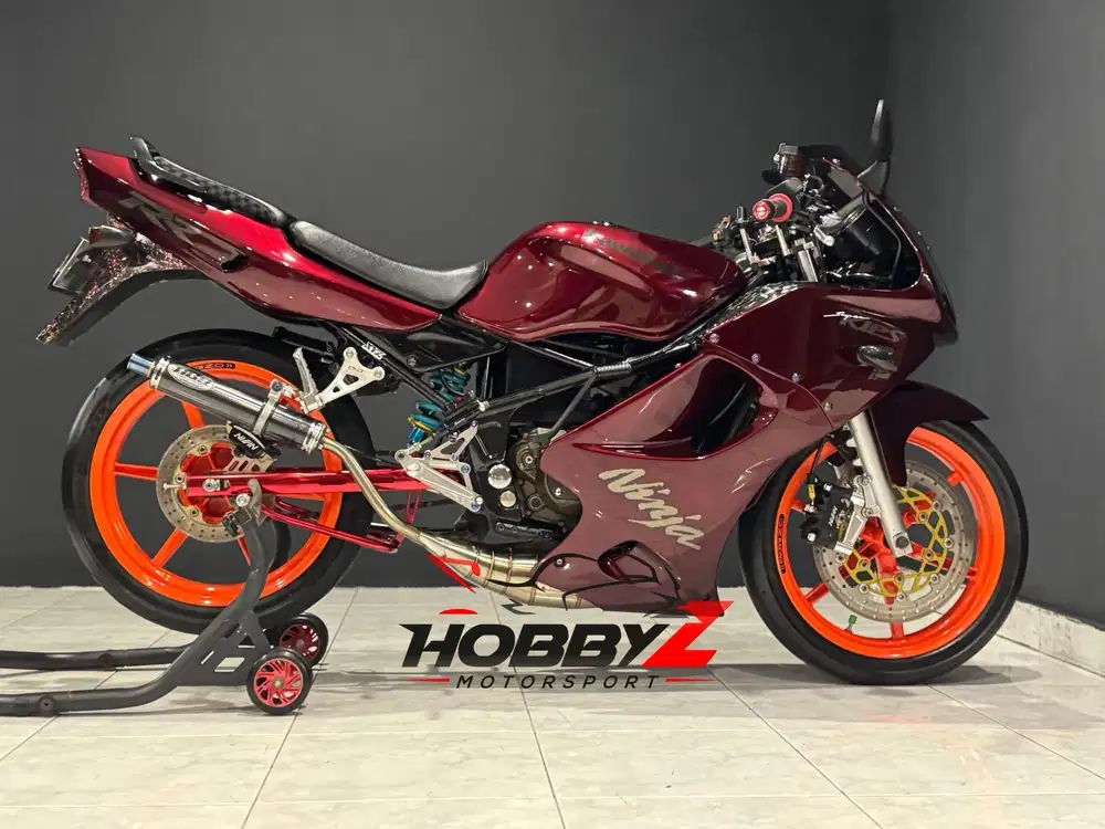 Kawasaki ninja 150RR/zx 150-RR modif hedon 2007,pajak on,mantap
