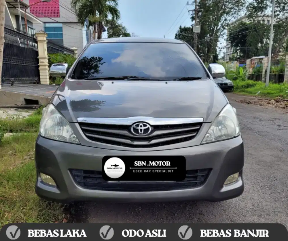 Toyota KIJANG INNOVA 2.5 E MANUAL 2008