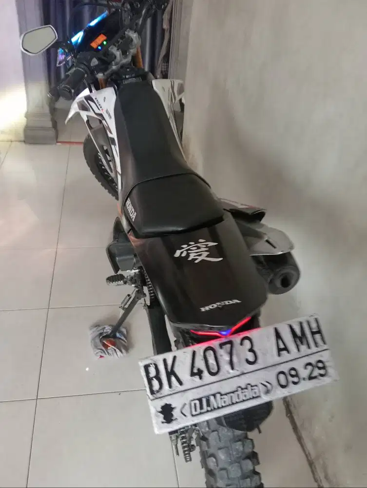 Honda CRF 2024 kondisi prima
