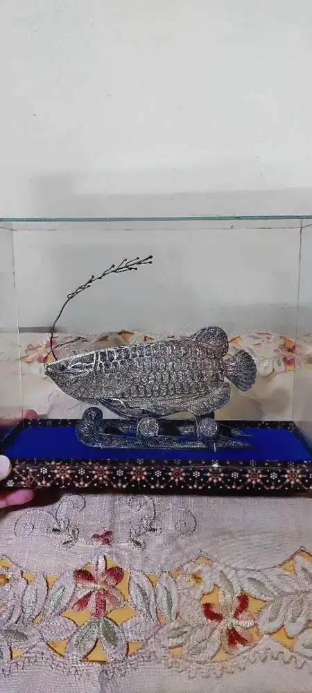 Miniatur Arwana box kaca